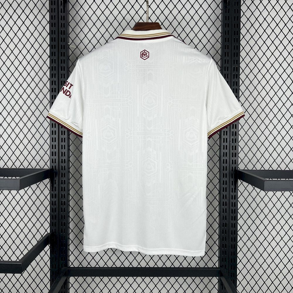 Arsenal home football shirt 2024-25