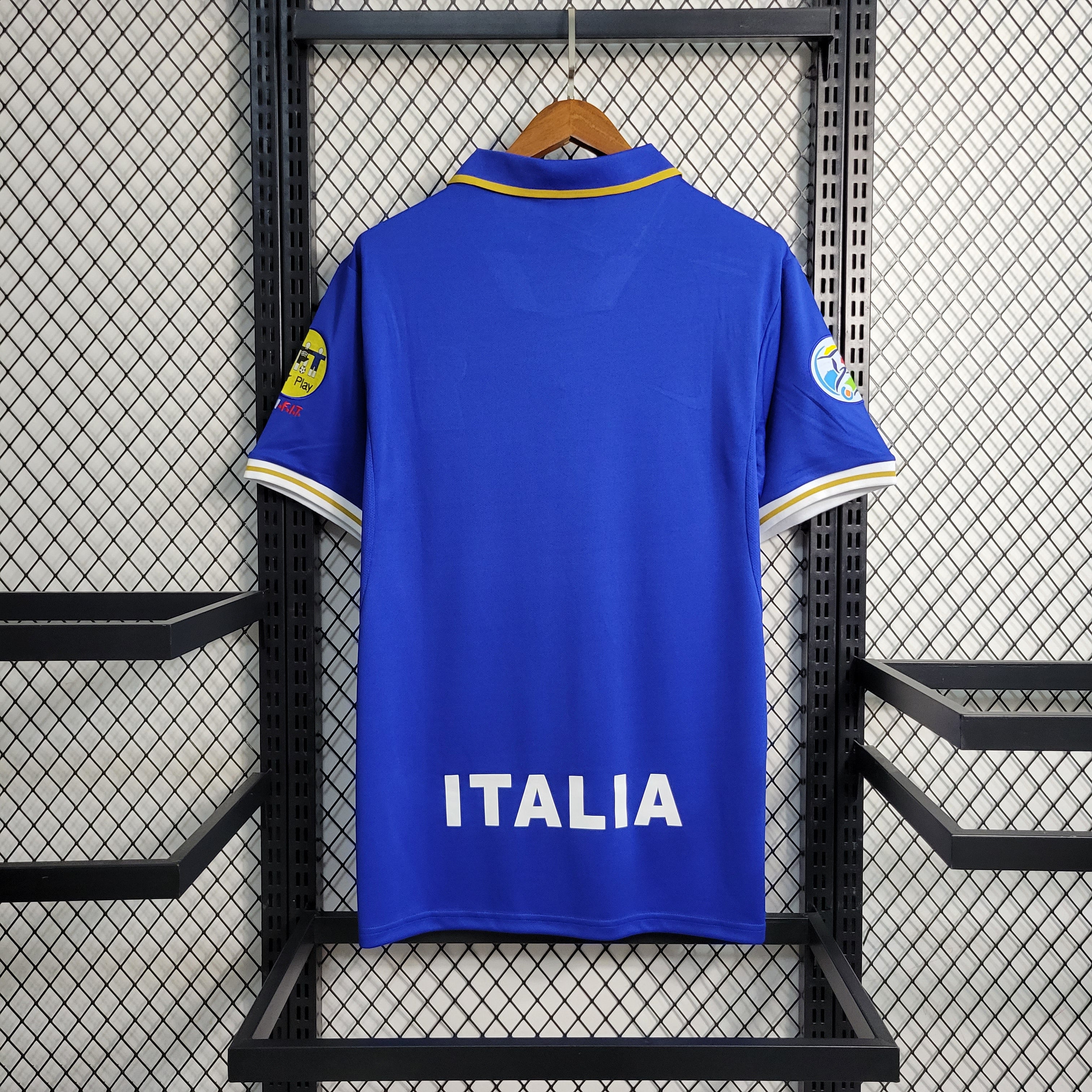 Italy retro 2006 soccer jersey
