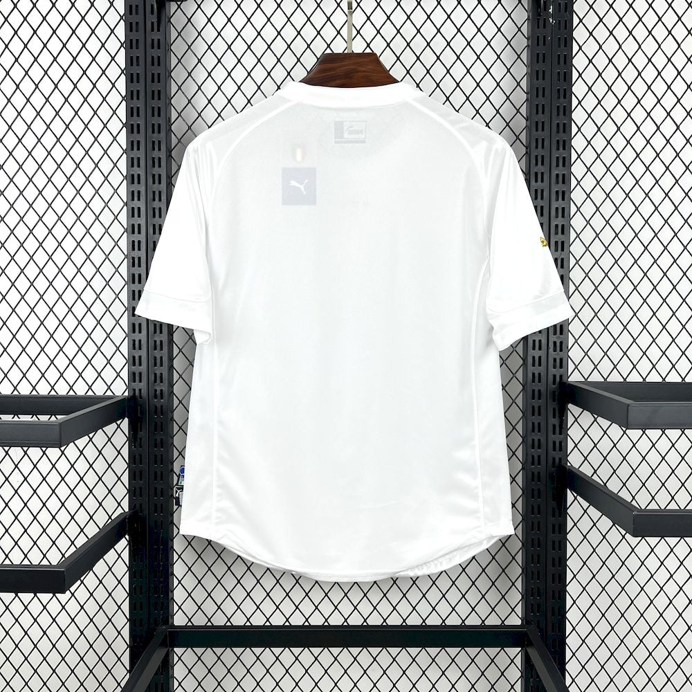 Italy retro 2006 soccer jersey