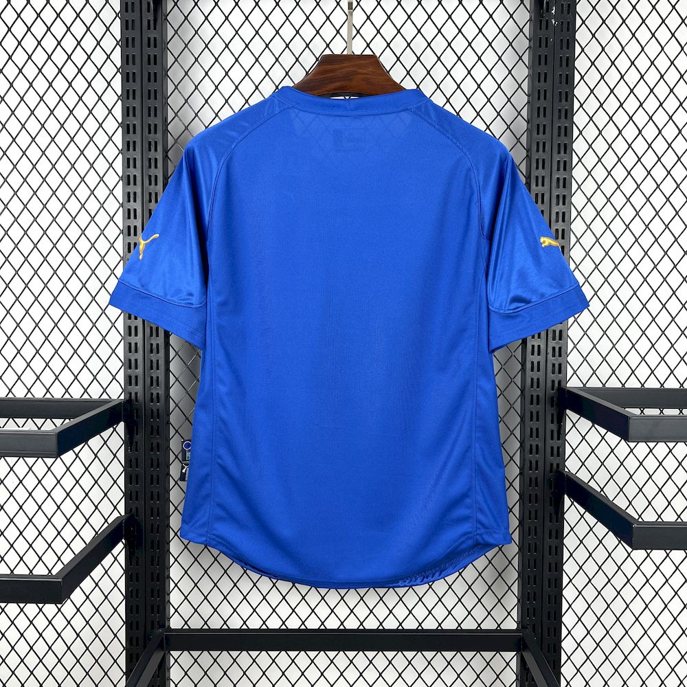 Italy retro 2006 soccer jersey