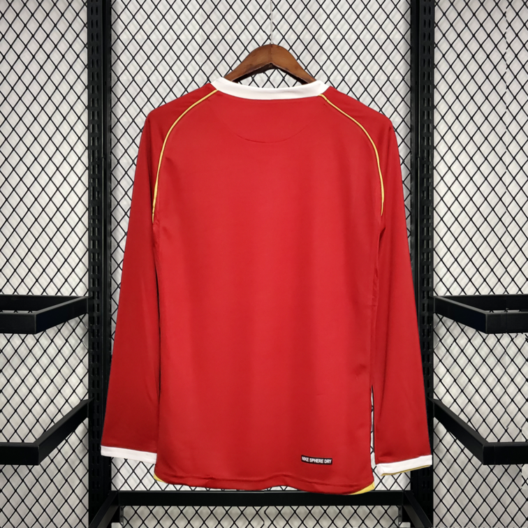 United long 2006 retro football shirt