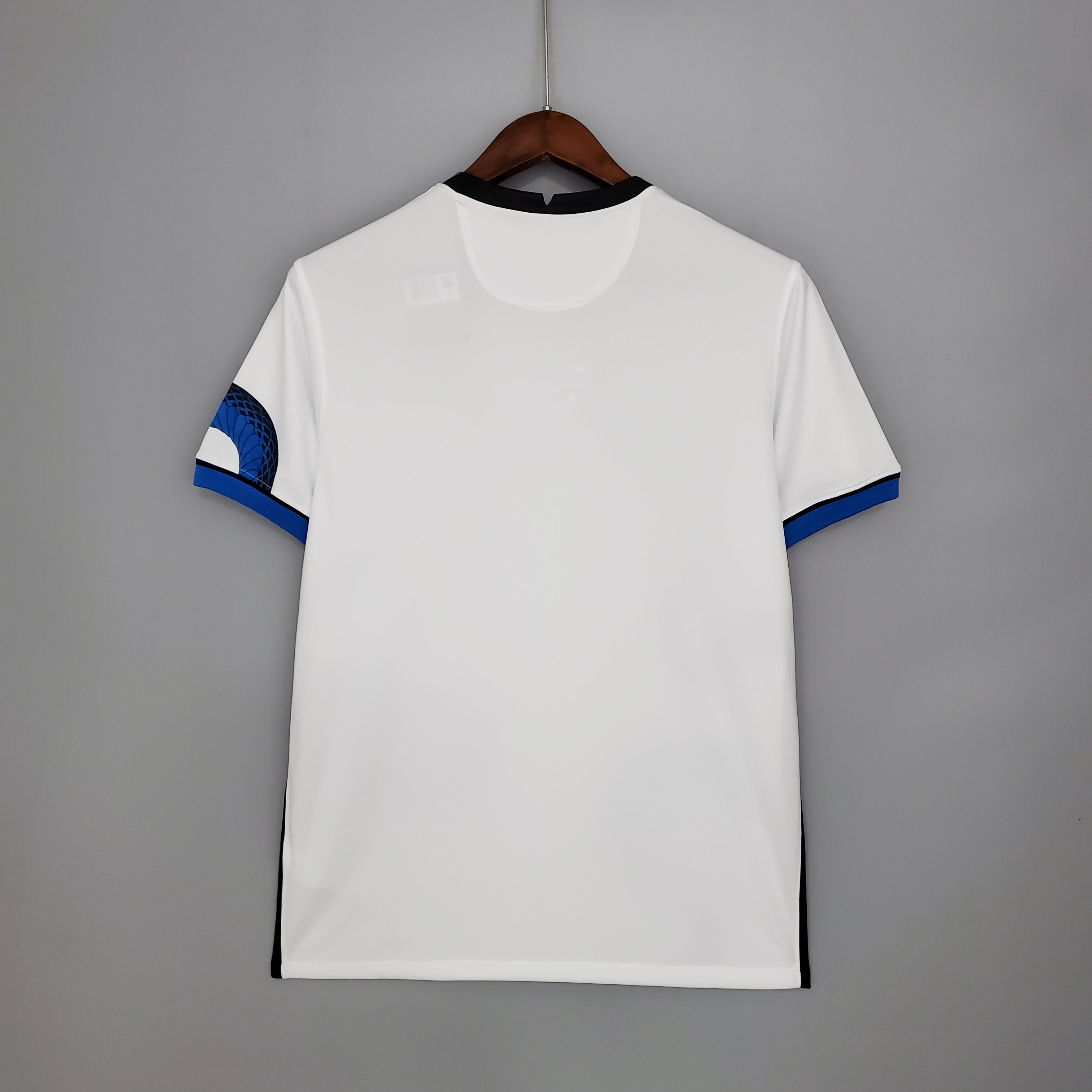 Special retro Inter 2021 shirt