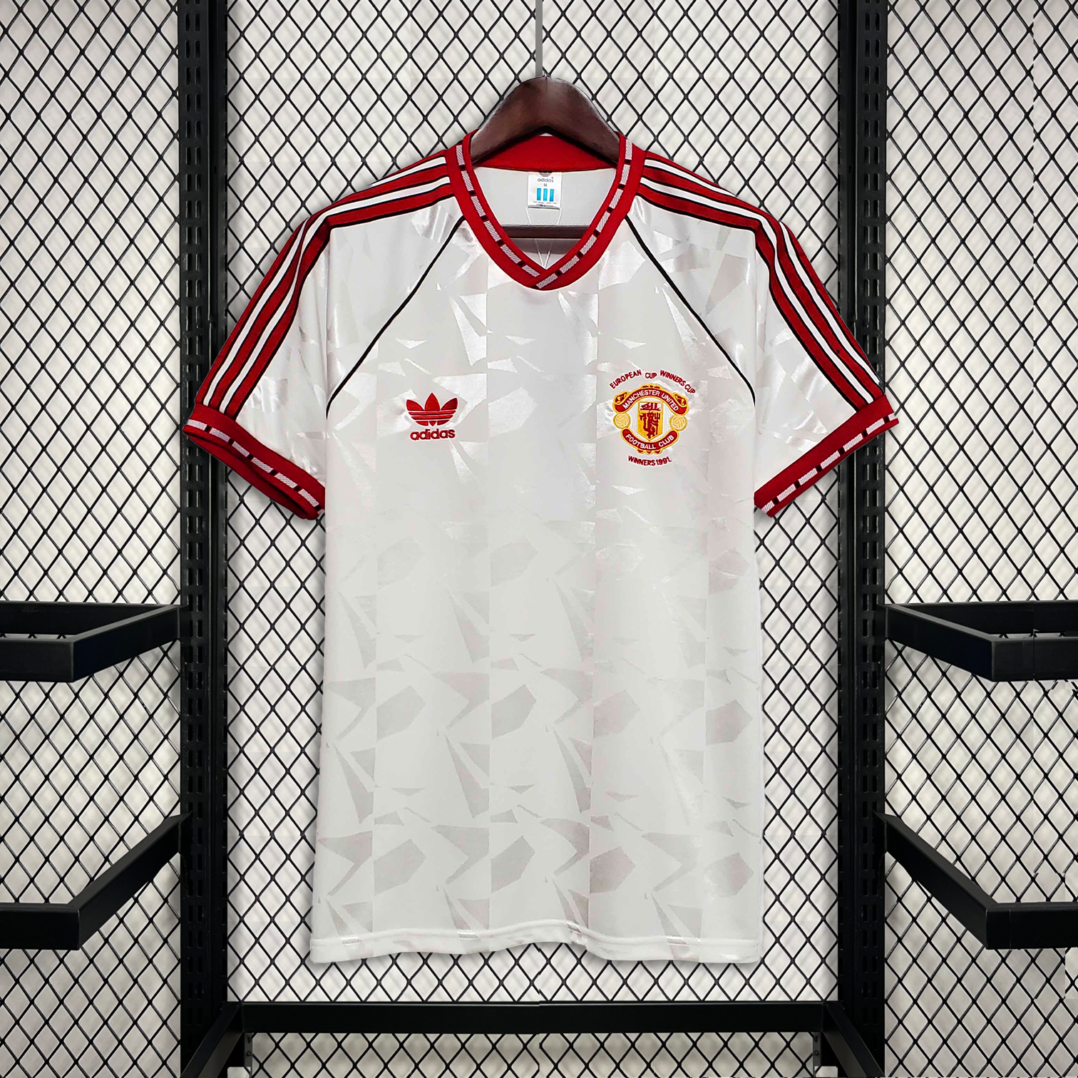 Retro Manchester United 1991 shirt