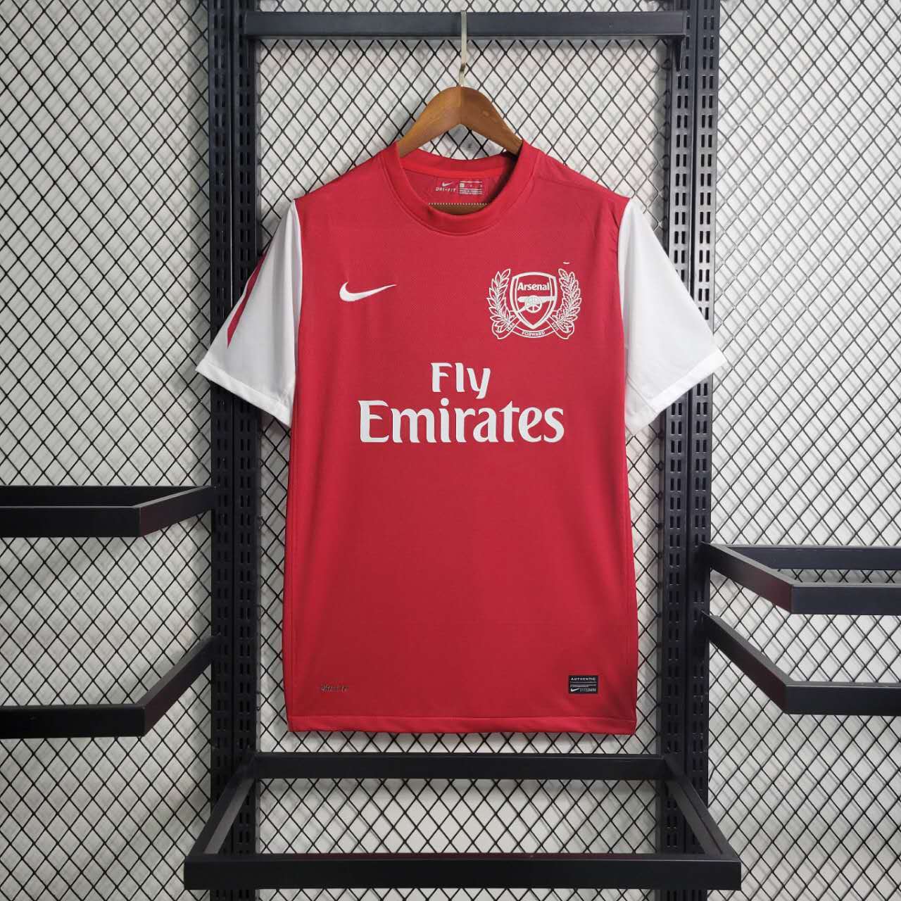 Arsenal Retro 2005-06 Football Shirt