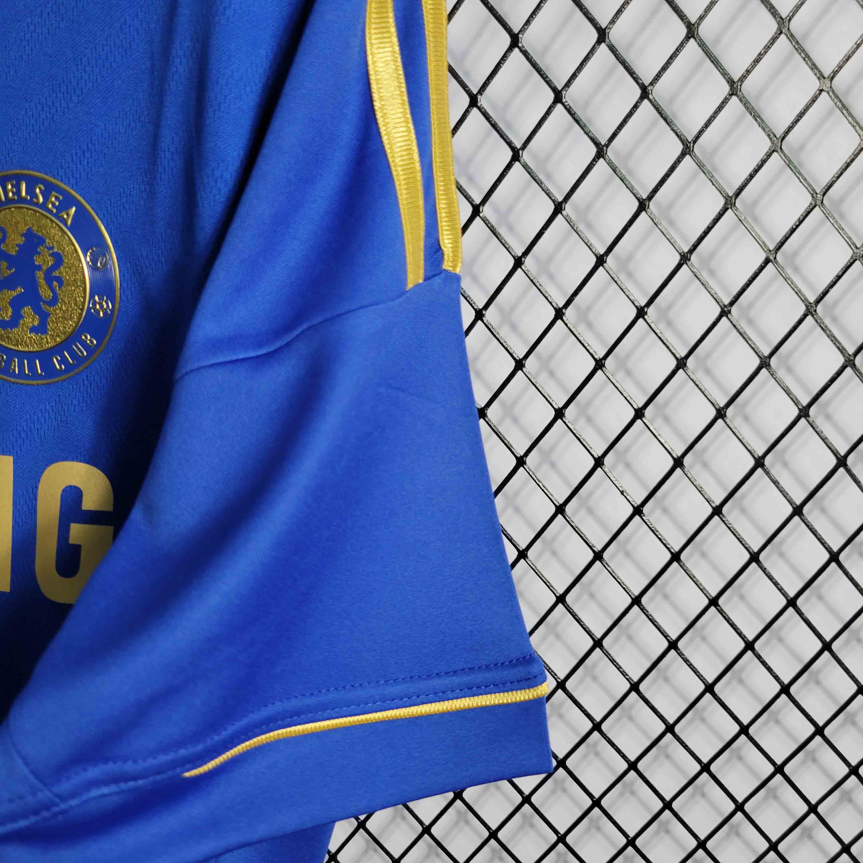 2005 Chelsea Retro Football Shirt