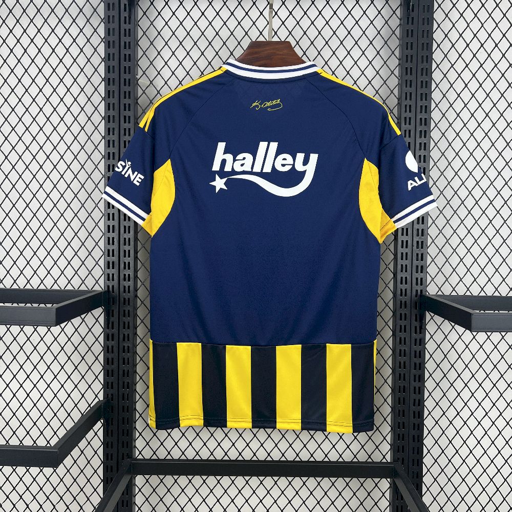 2024-25 Aberdeen Away Football Shirt
