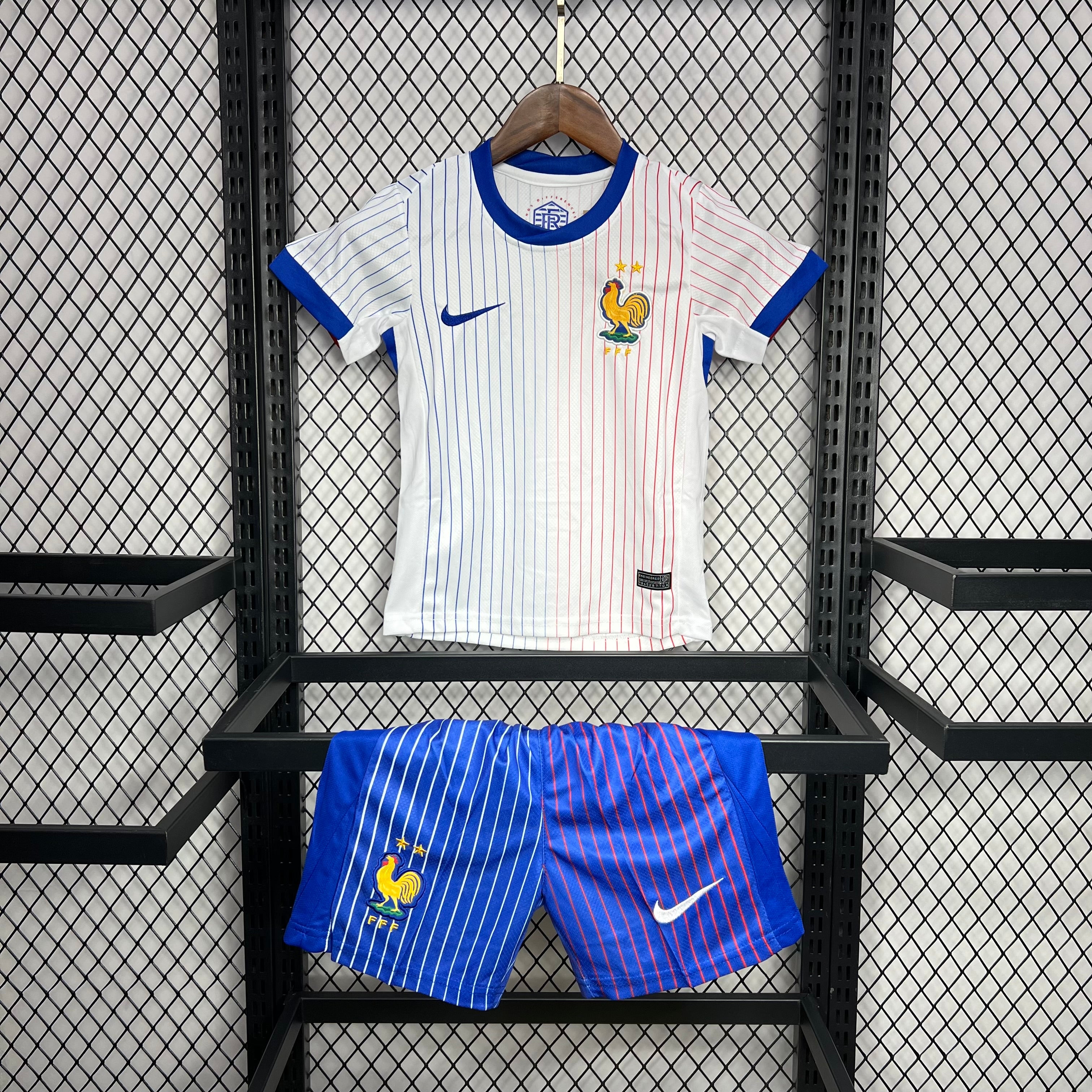 France abroad 2024 - children's set