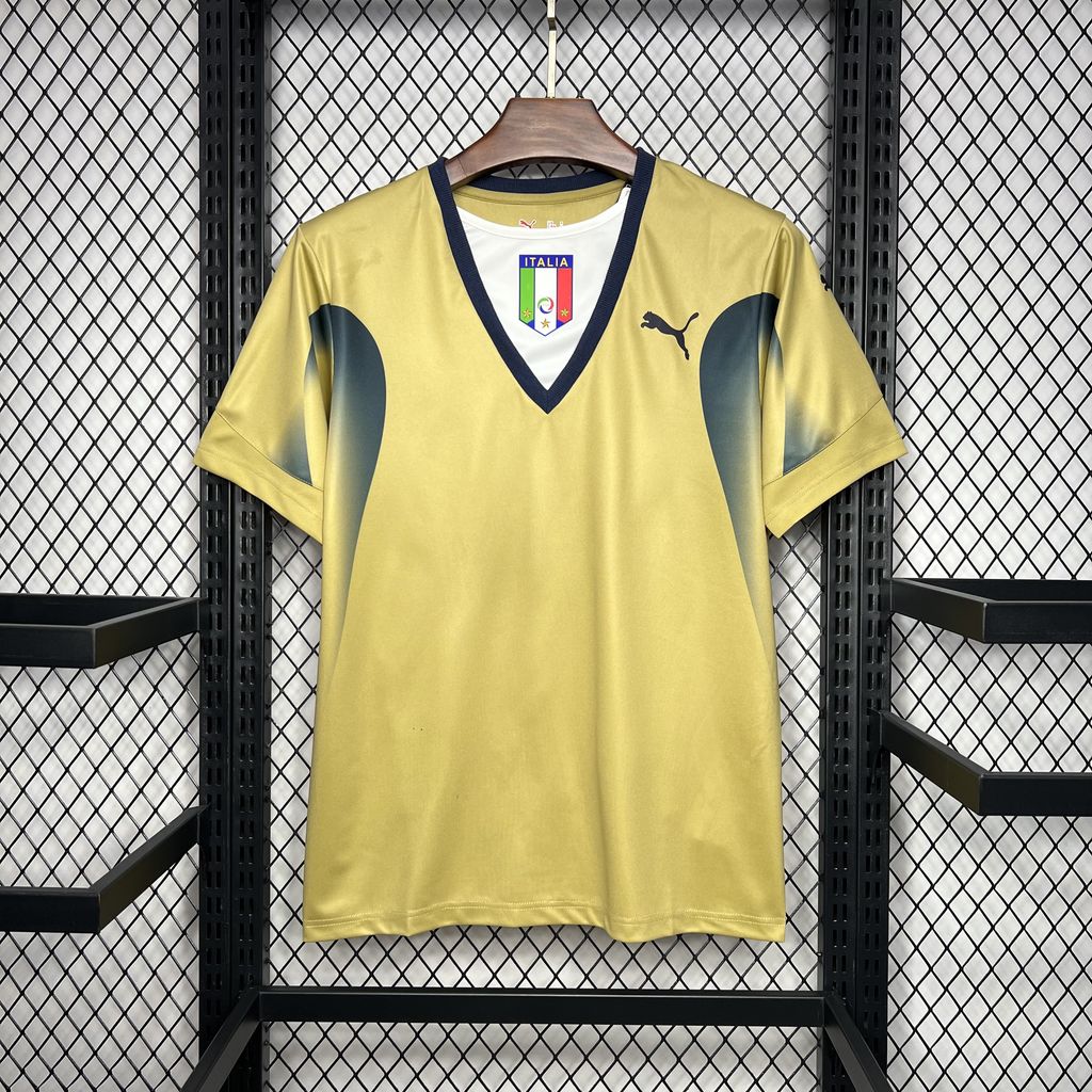 Italy retro 2006 soccer jersey 