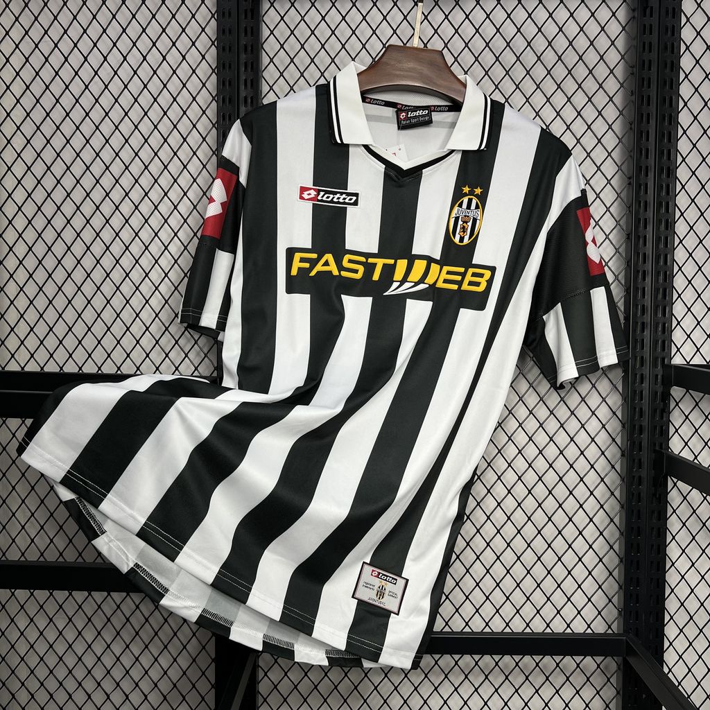 Retro 2001 Juventus flag shirt