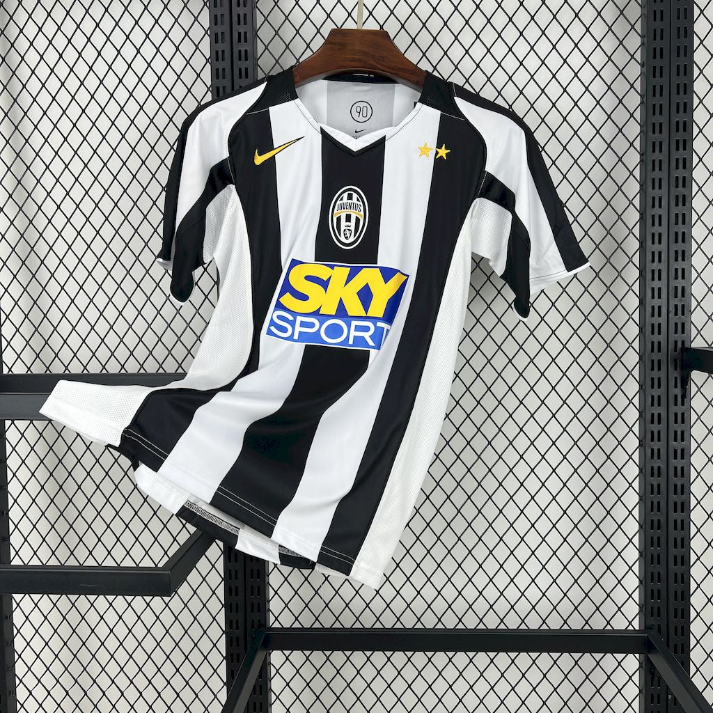 Retro 2004 Juventus flag shirt