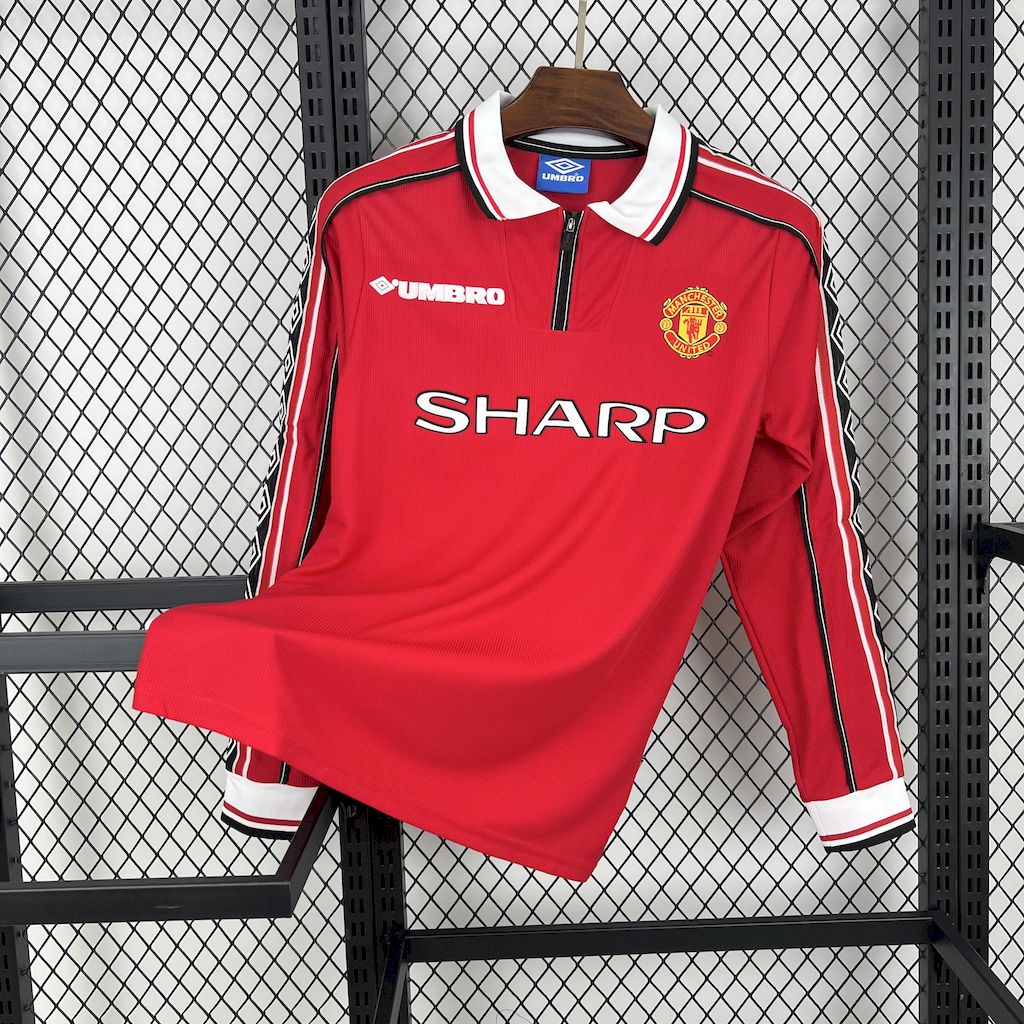 United long 1999 retro football shirt