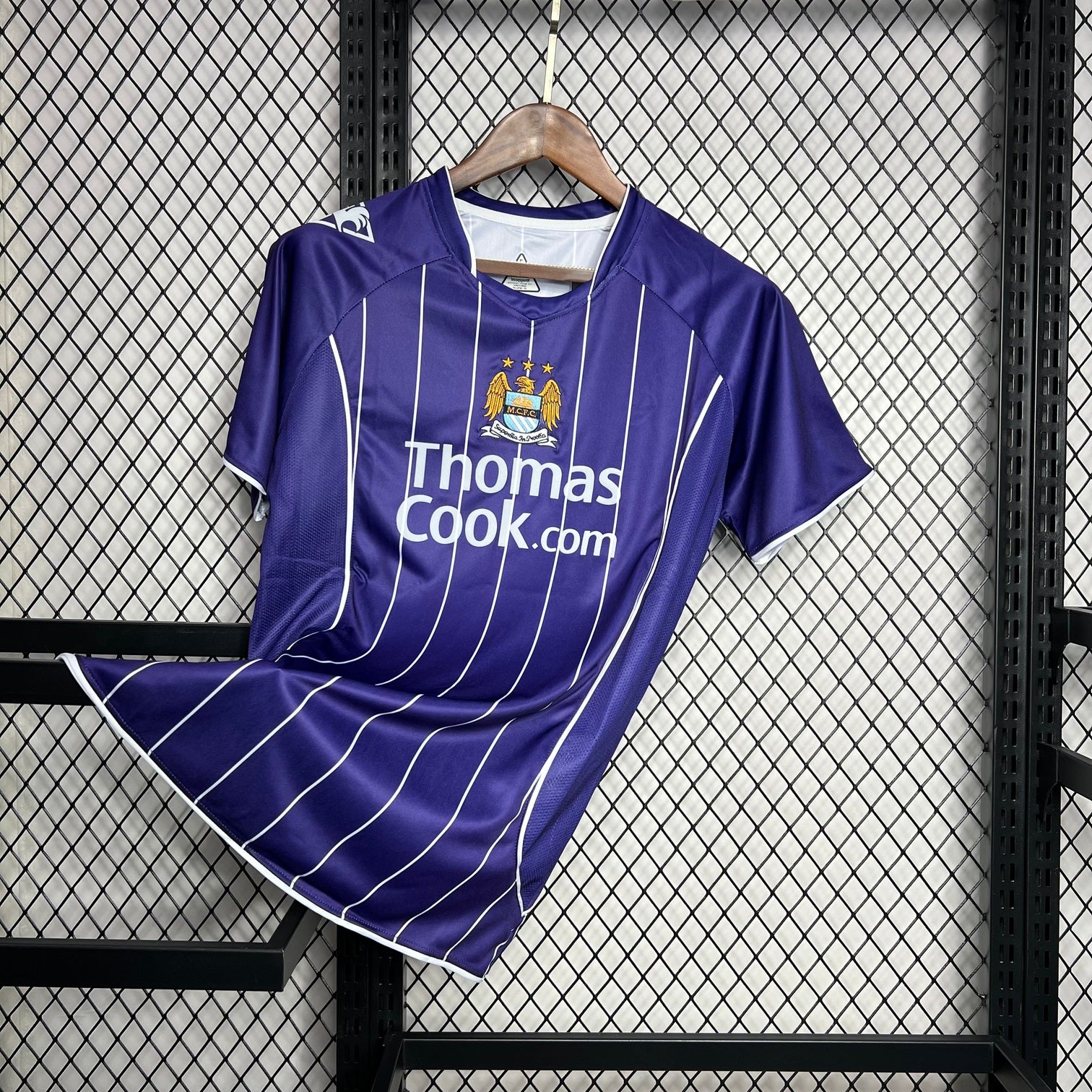 2007 Manchester City Retro Football Shirt