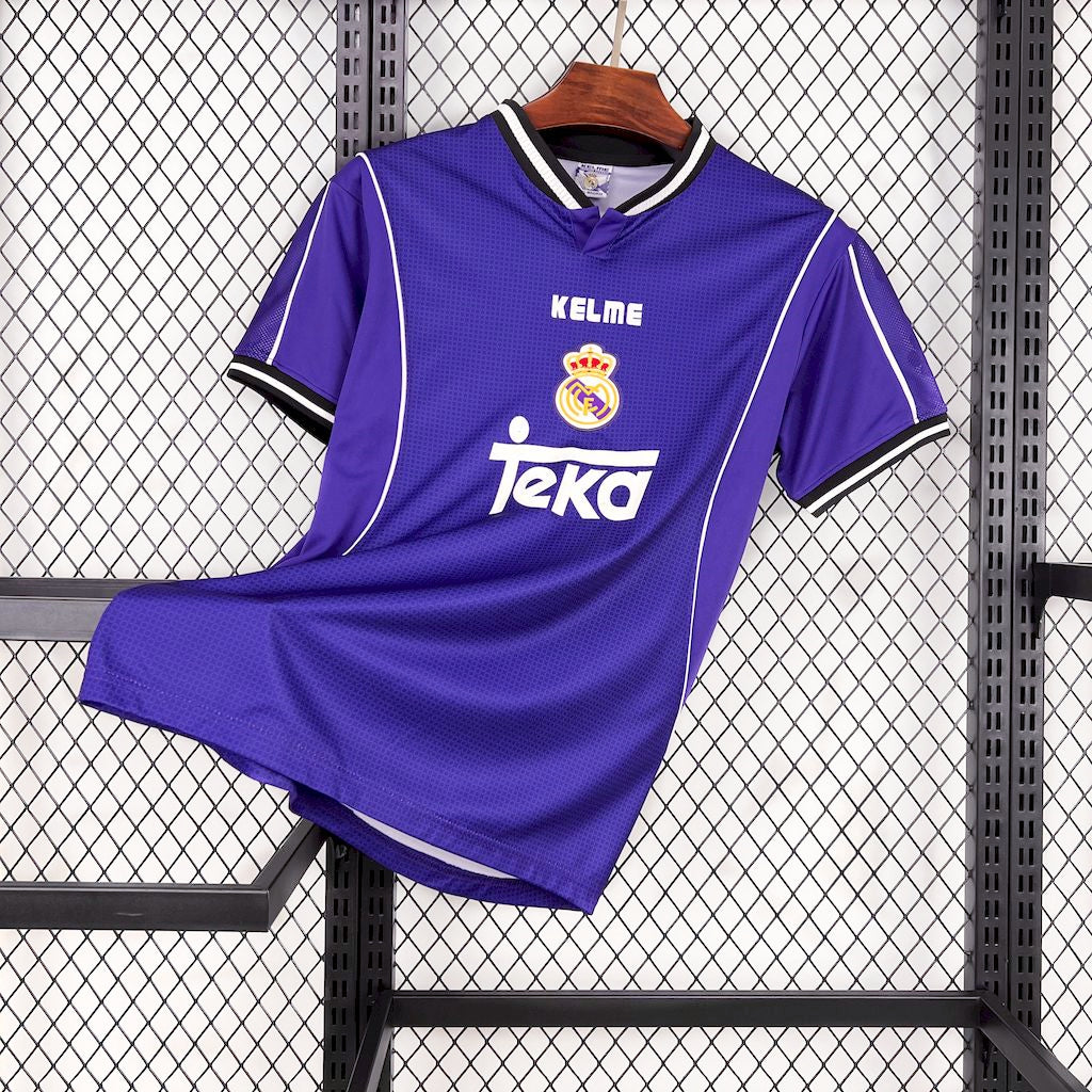 Retro Real Madrid 2006 football shirt