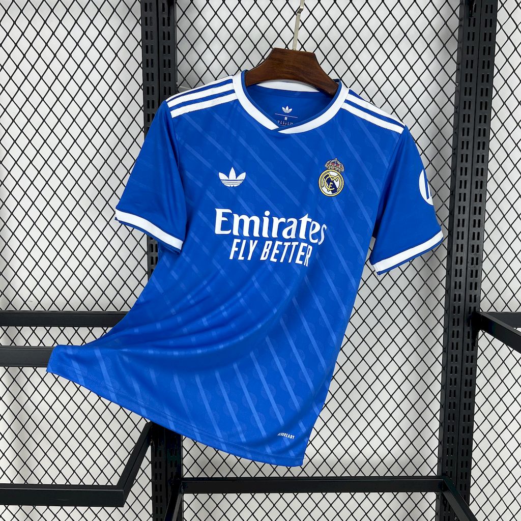 Real Madrid 2025 home football shirt