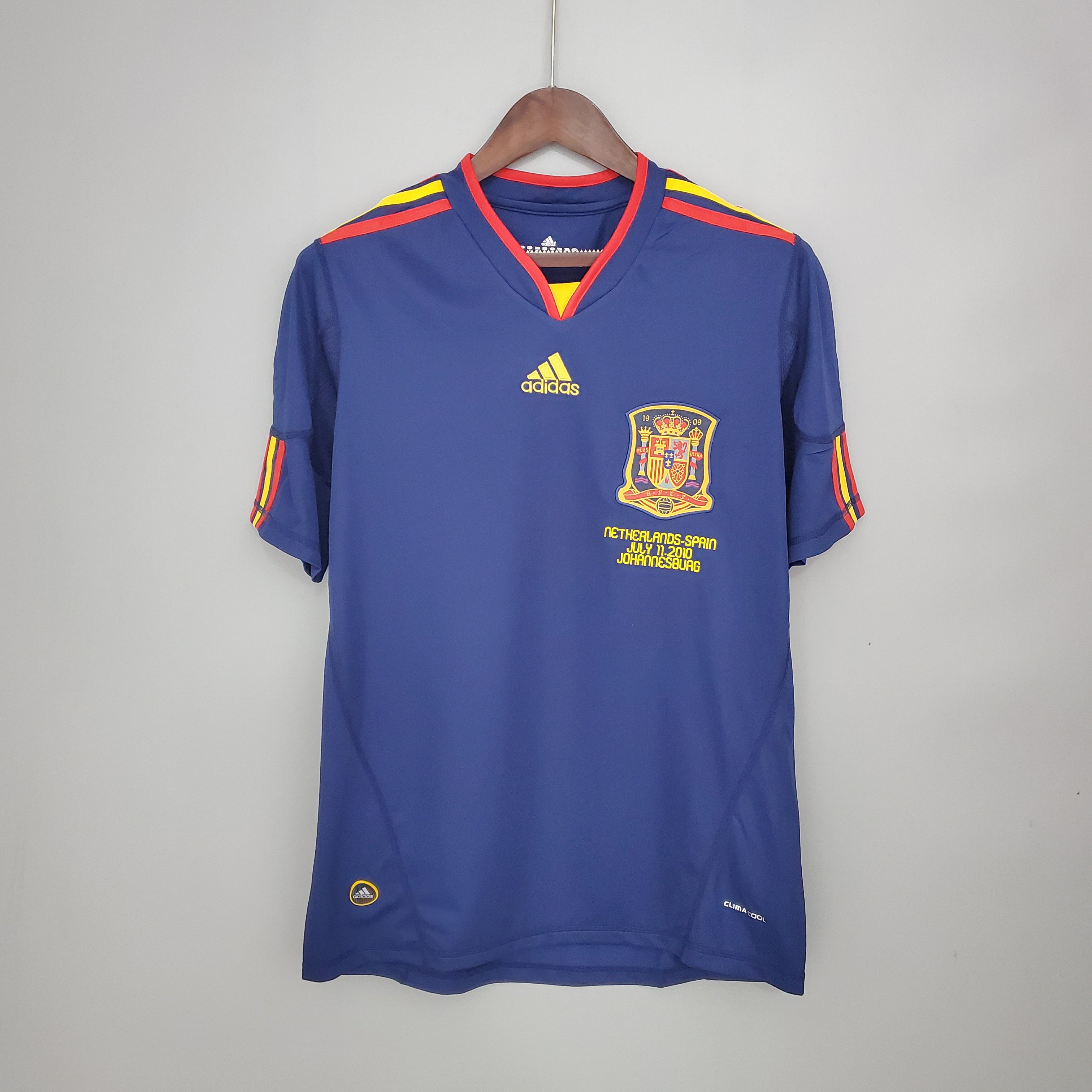 Retro Spain 2010 shirt