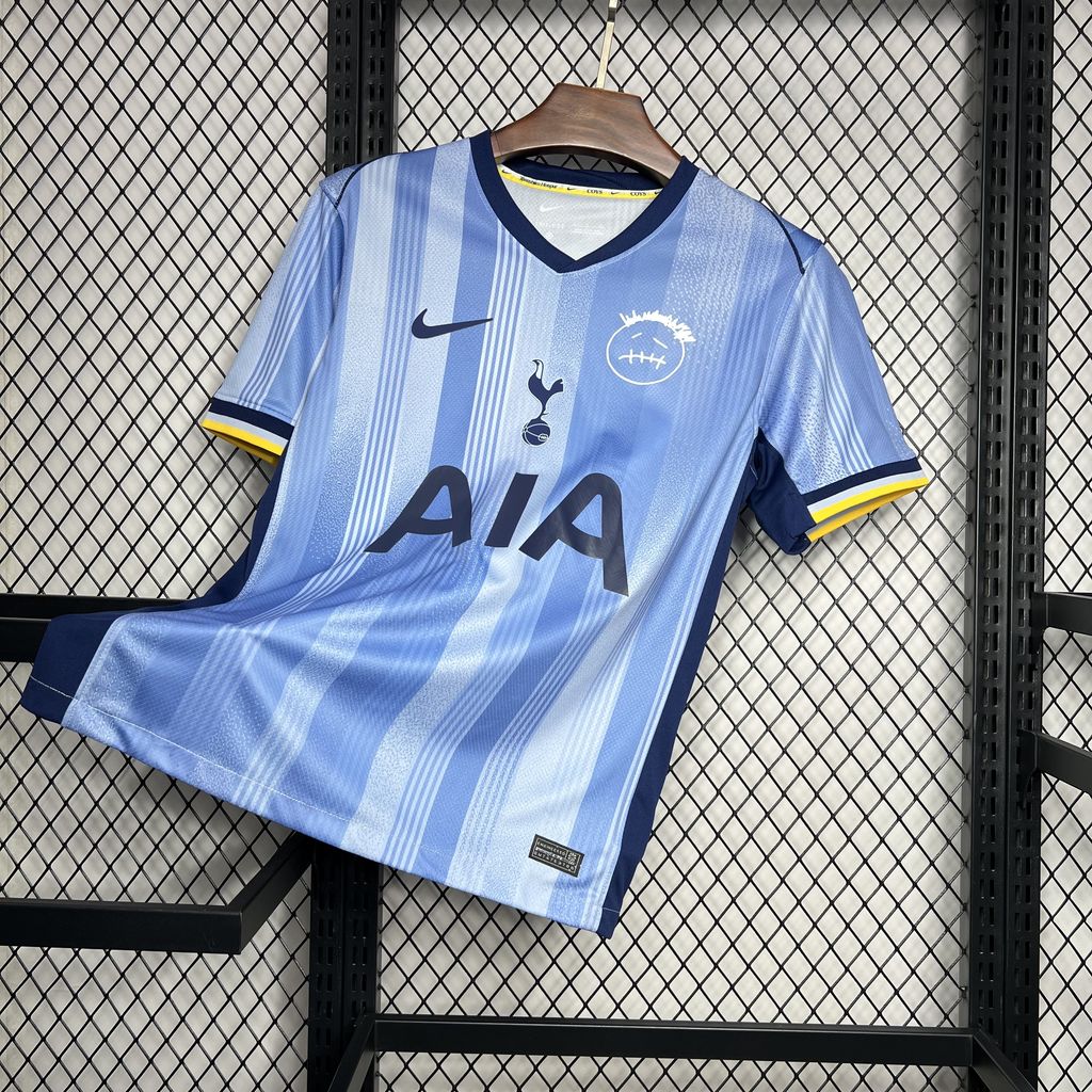 Tottenham away shirt &amp; Travis 2024-25