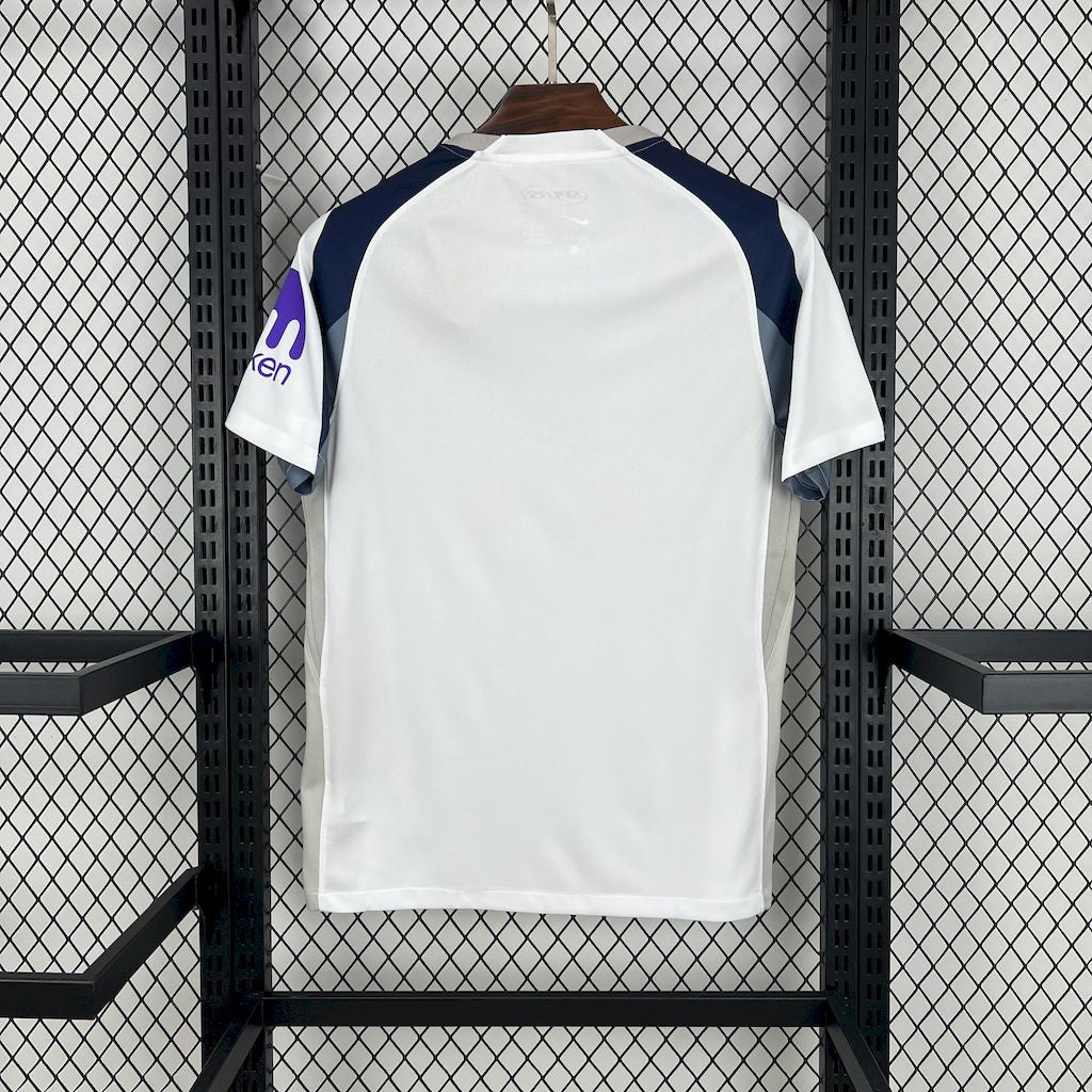 Tottenham away shirt &amp; Travis 2024-25