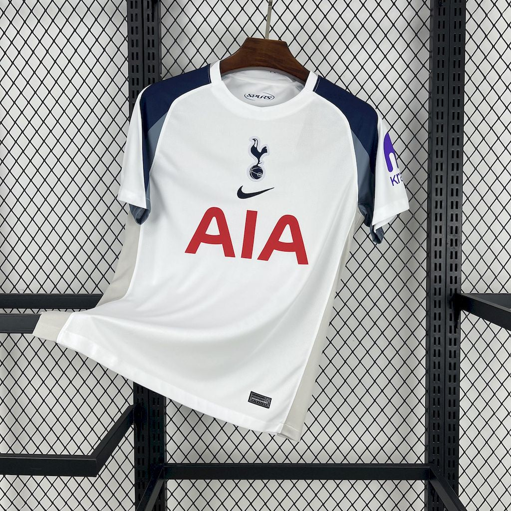 Tottenham away shirt &amp; Travis 2024-25