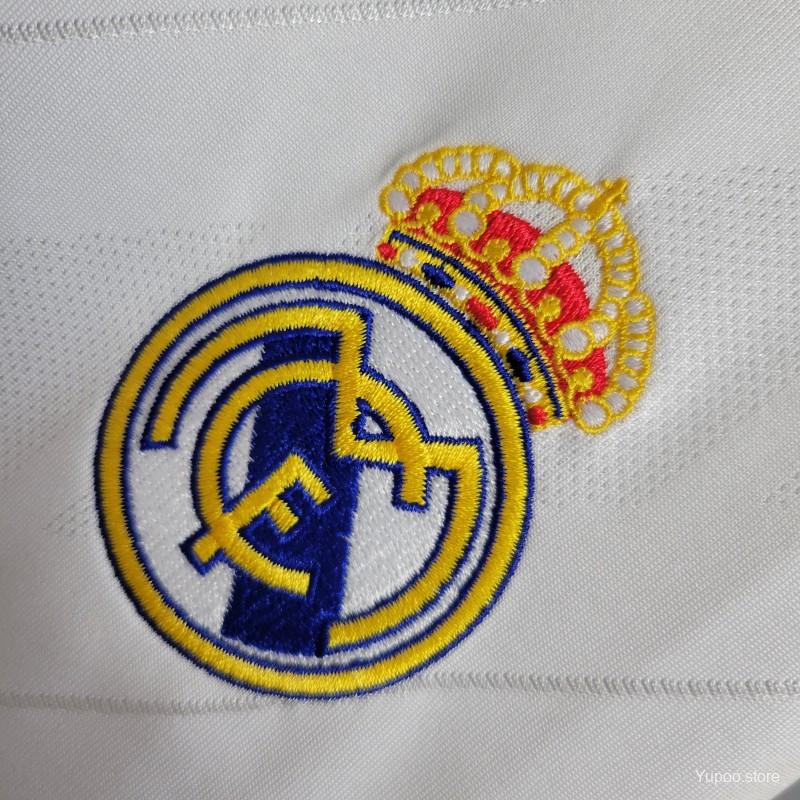 Retro Real Madrid Home 2017/18 football shirt